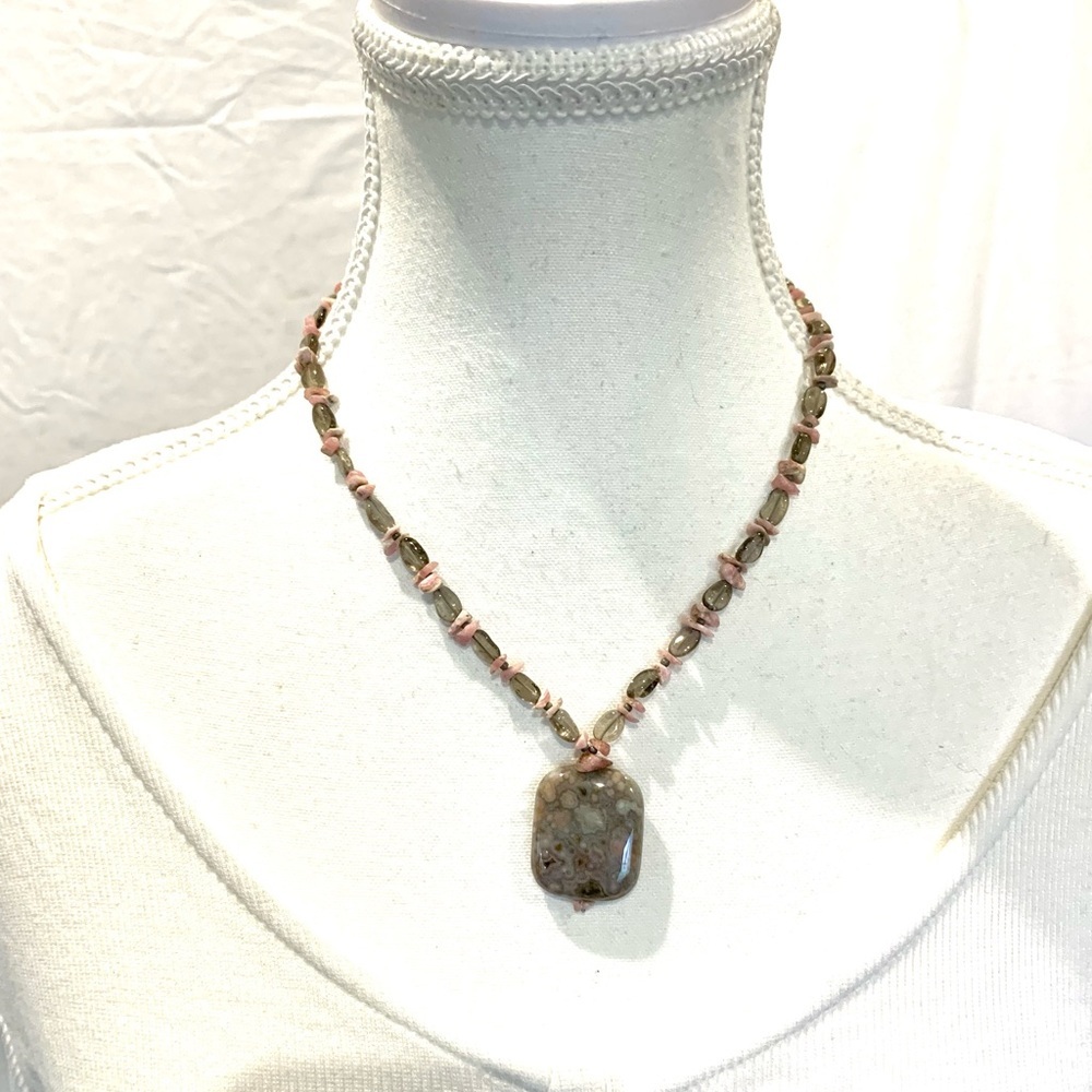 Handmade Pink Cream Agate Labradorite Stone Pendant‎ Necklace One Size